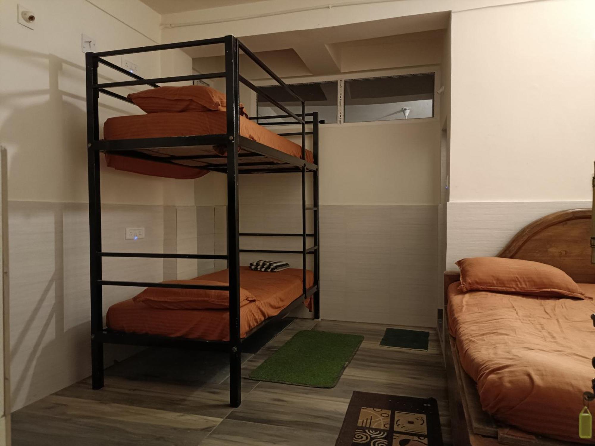 Nirman Homestay 5 Minutes Walk To Beach Purî Extérieur photo