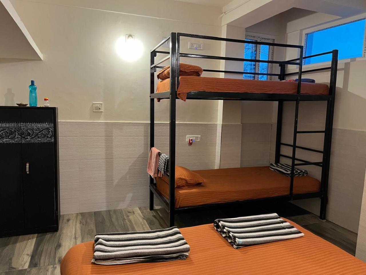Nirman Homestay 5 Minutes Walk To Beach Purî Extérieur photo