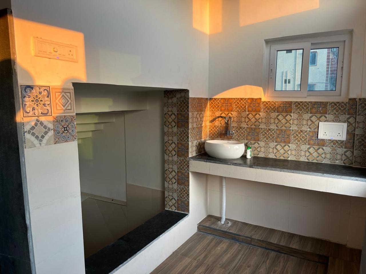Nirman Homestay 5 Minutes Walk To Beach Purî Extérieur photo