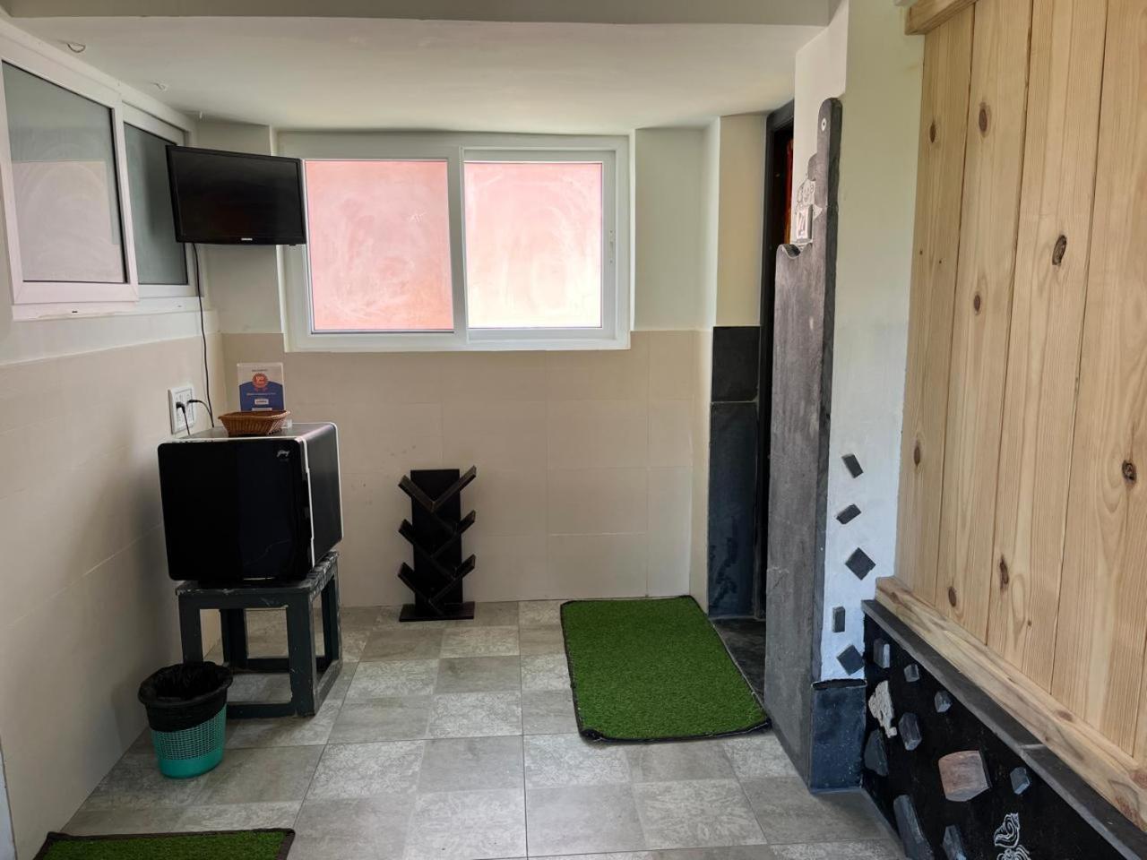 Nirman Homestay 5 Minutes Walk To Beach Purî Extérieur photo