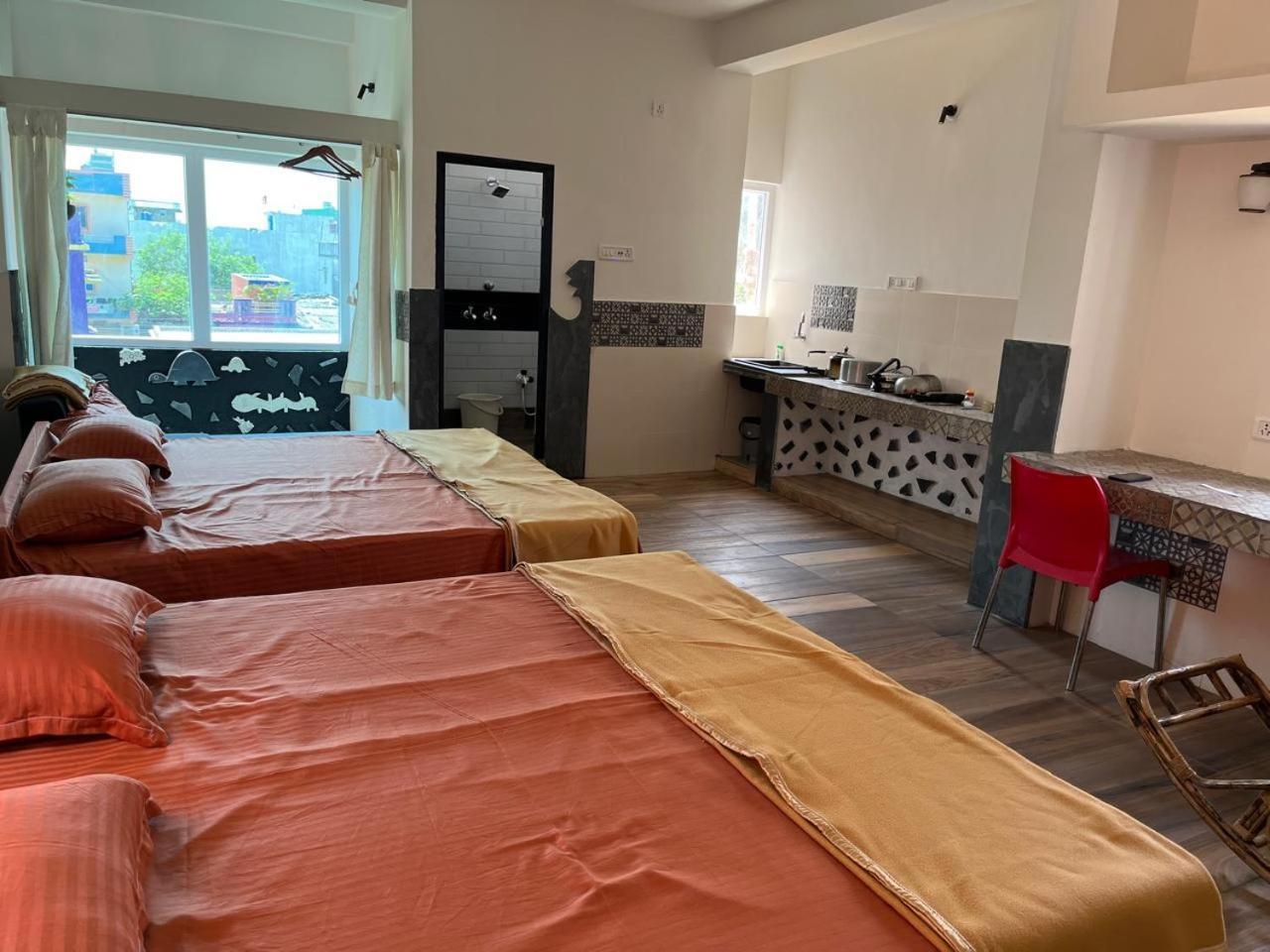 Nirman Homestay 5 Minutes Walk To Beach Purî Extérieur photo