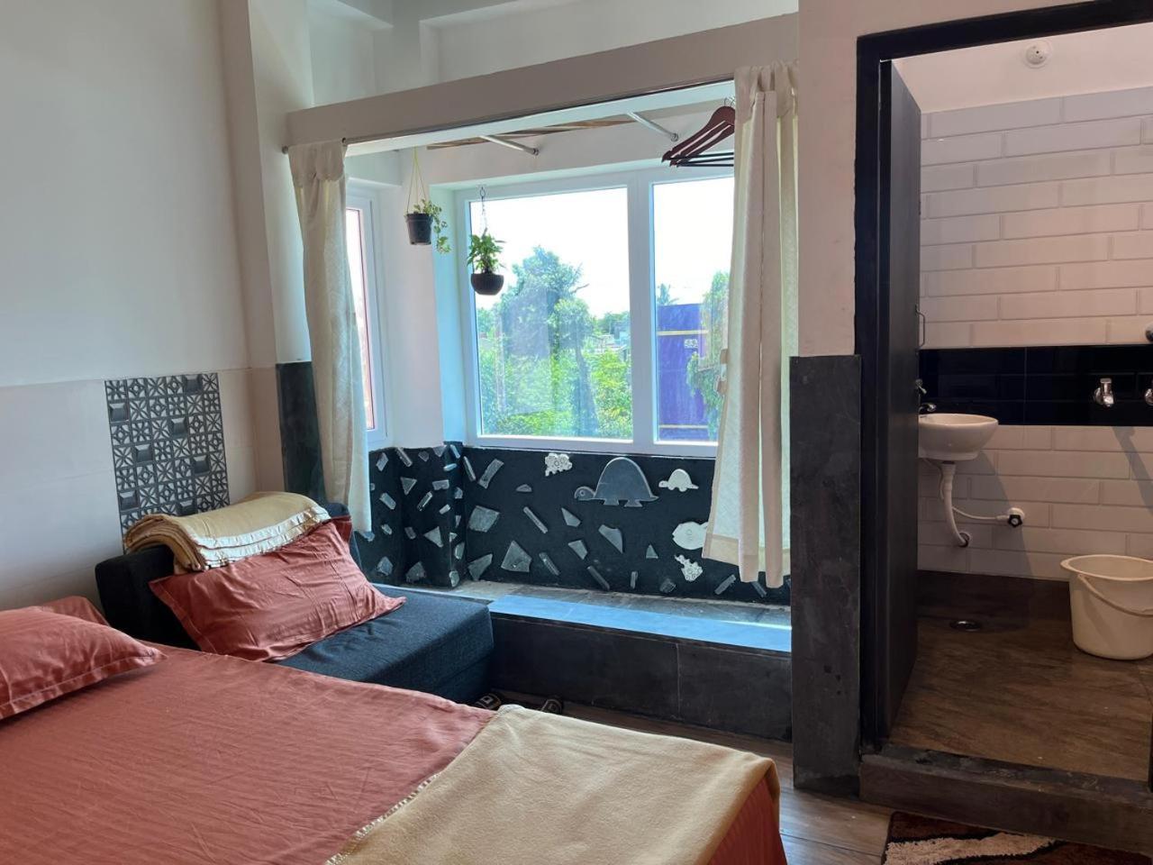 Nirman Homestay 5 Minutes Walk To Beach Purî Extérieur photo